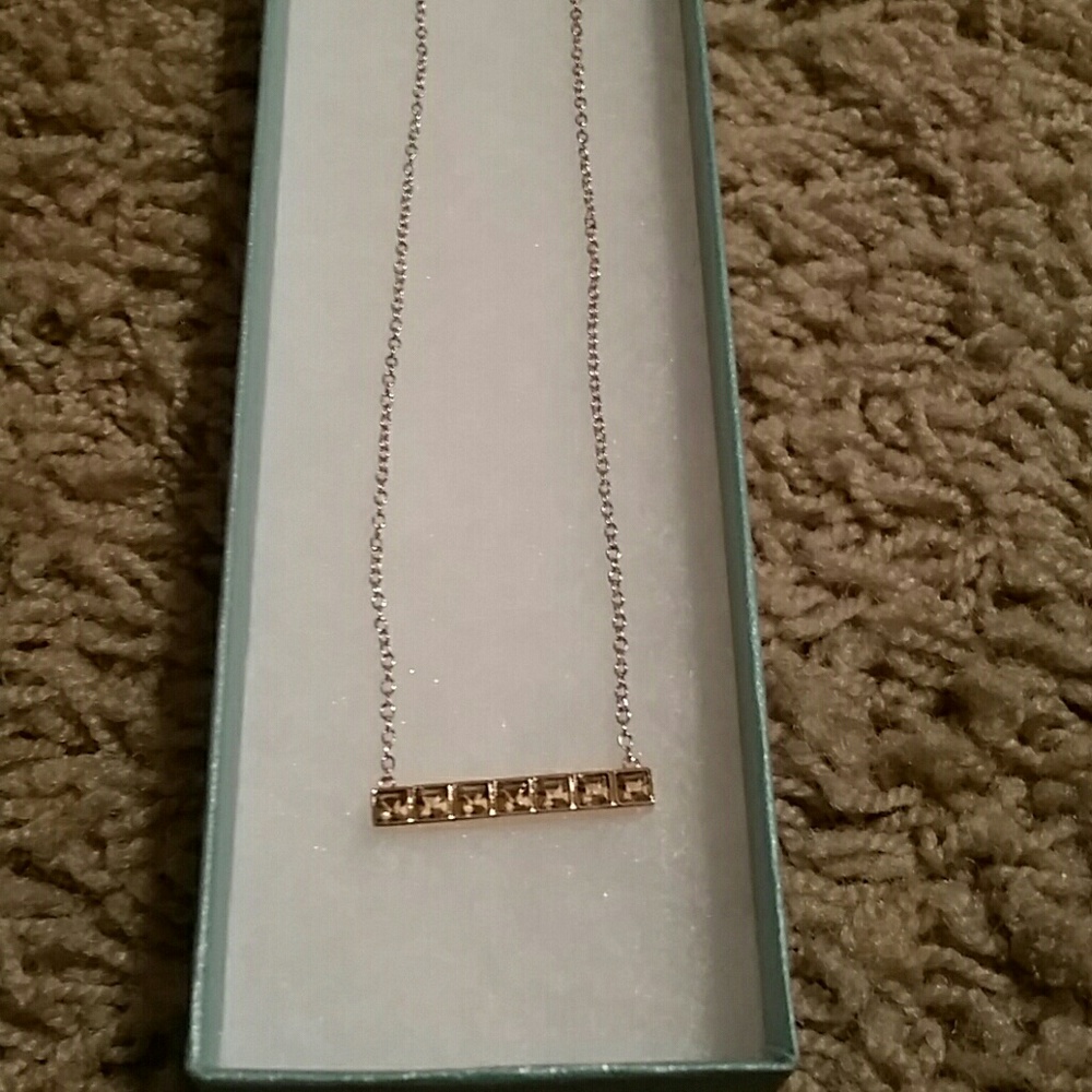 Bar necklace